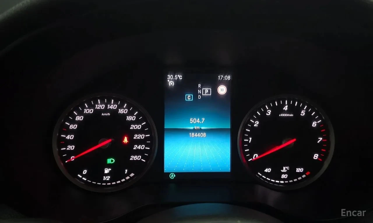 Mercedes-Benz C 200 / ФИКСИРАНА ЦЕНА ДО БЪЛГАРИЯ С ВСИЧКИ ТАКСИ /, снимка 8 - Автомобили и джипове - 56130855
