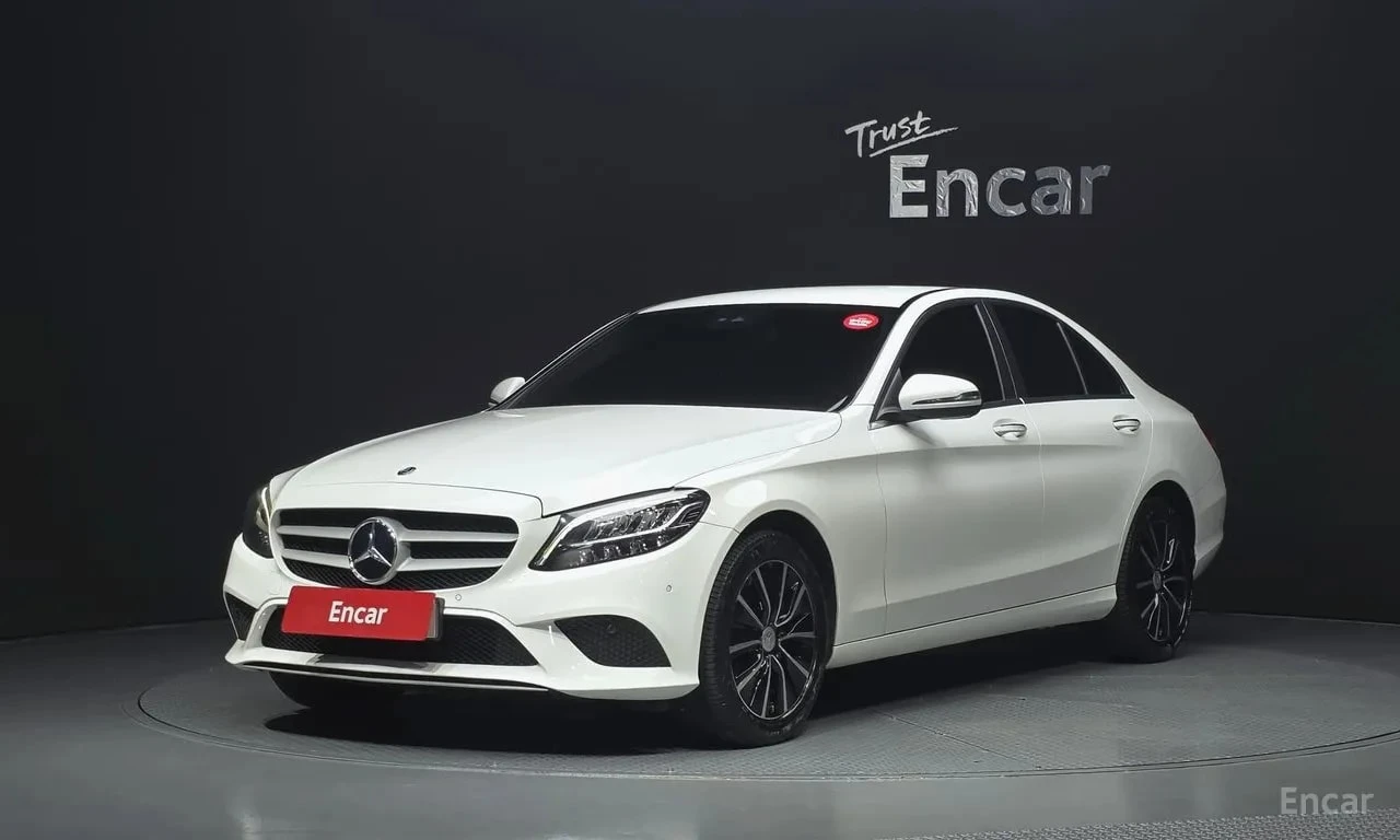 Mercedes-Benz C 200 / ФИКСИРАНА ЦЕНА ДО БЪЛГАРИЯ С ВСИЧКИ ТАКСИ /