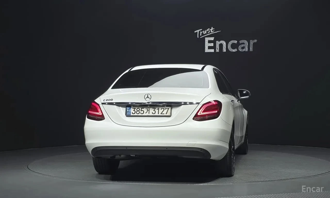 Mercedes-Benz C 200 / ФИКСИРАНА ЦЕНА ДО БЪЛГАРИЯ С ВСИЧКИ ТАКСИ /, снимка 4 - Автомобили и джипове - 56130855