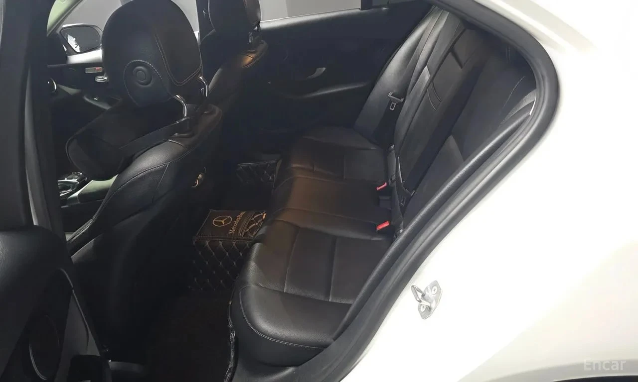 Mercedes-Benz C 200 / ФИКСИРАНА ЦЕНА ДО БЪЛГАРИЯ С ВСИЧКИ ТАКСИ /, снимка 11 - Автомобили и джипове - 56130855