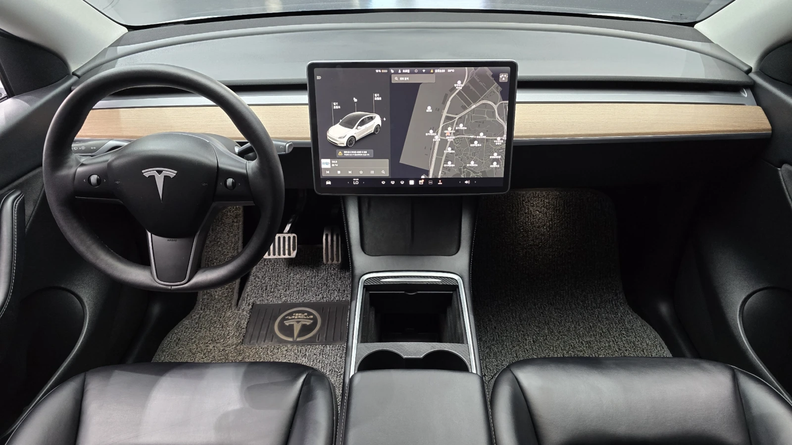 Tesla Model Y 2021* DIS* LED* PANO* СОБСТВЕН ЛИЗИНГ, снимка 7 - Автомобили и джипове - 56175906