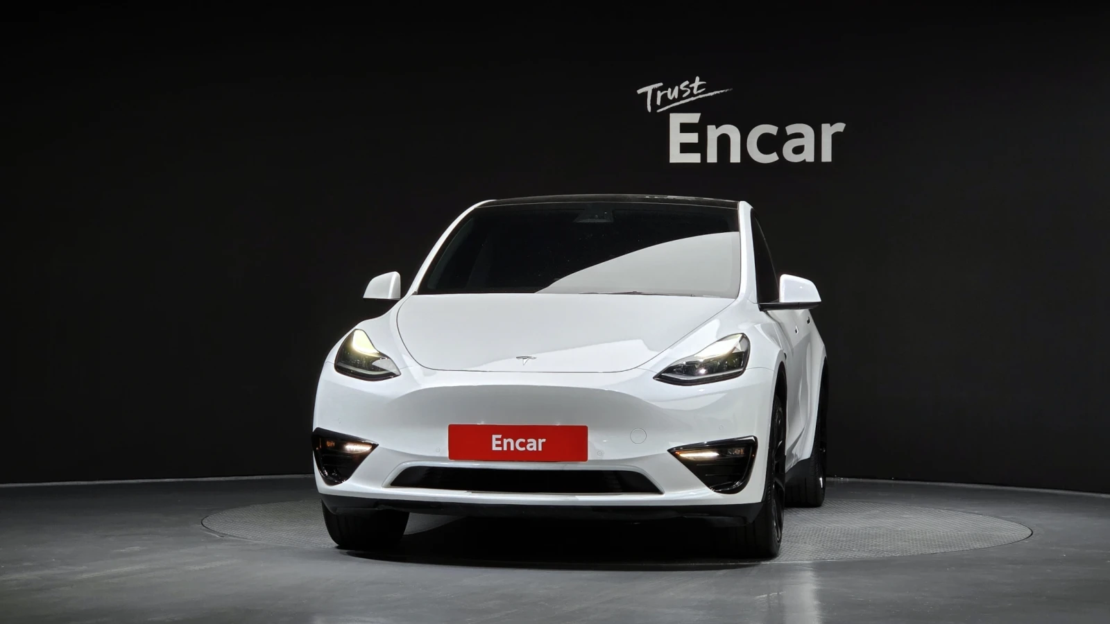 Tesla Model Y 2021* DIS* LED* PANO* СОБСТВЕН ЛИЗИНГ, снимка 2 - Автомобили и джипове - 56175906