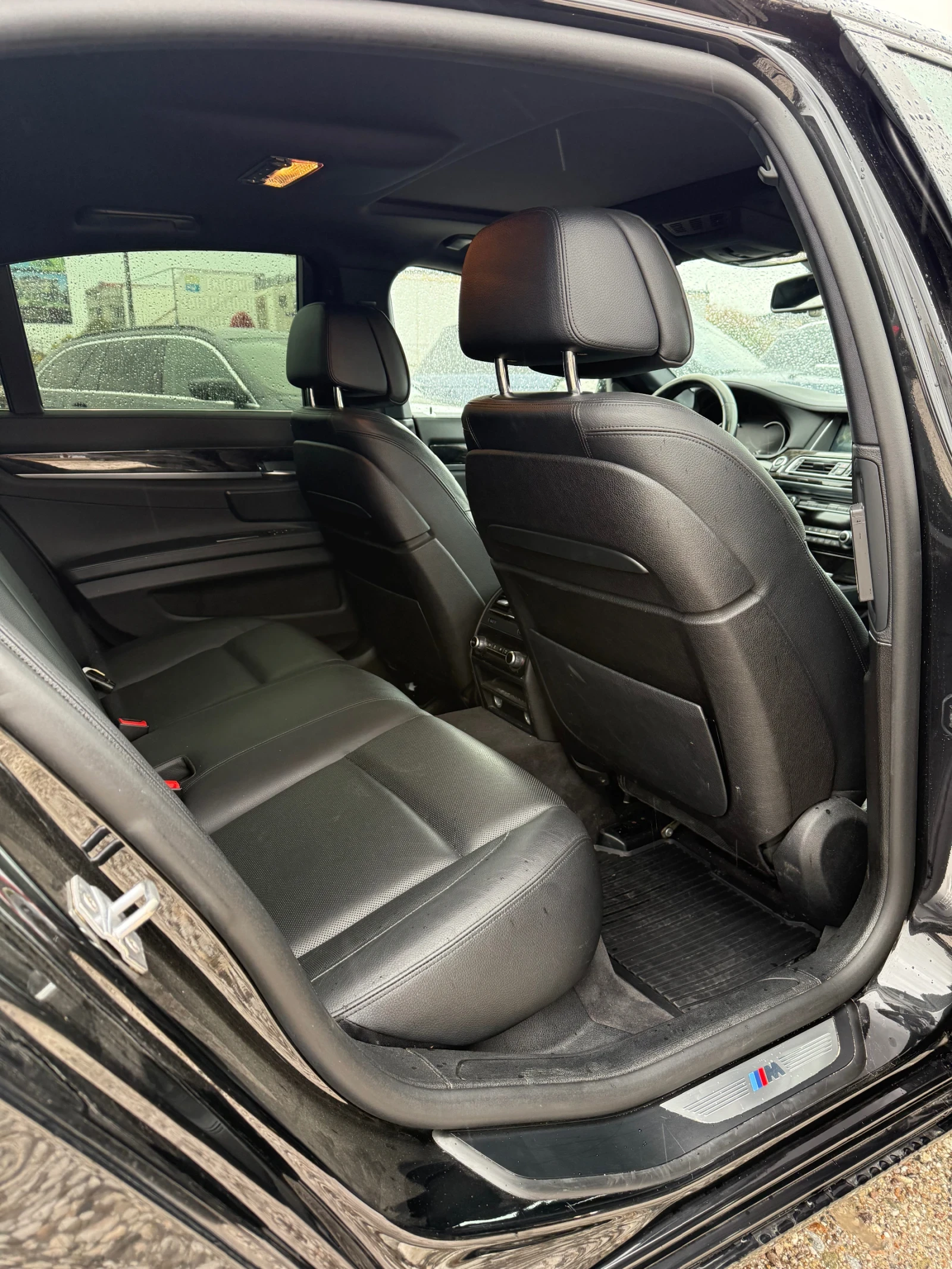 BMW 740, снимка 13 - Автомобили и джипове - 56481023