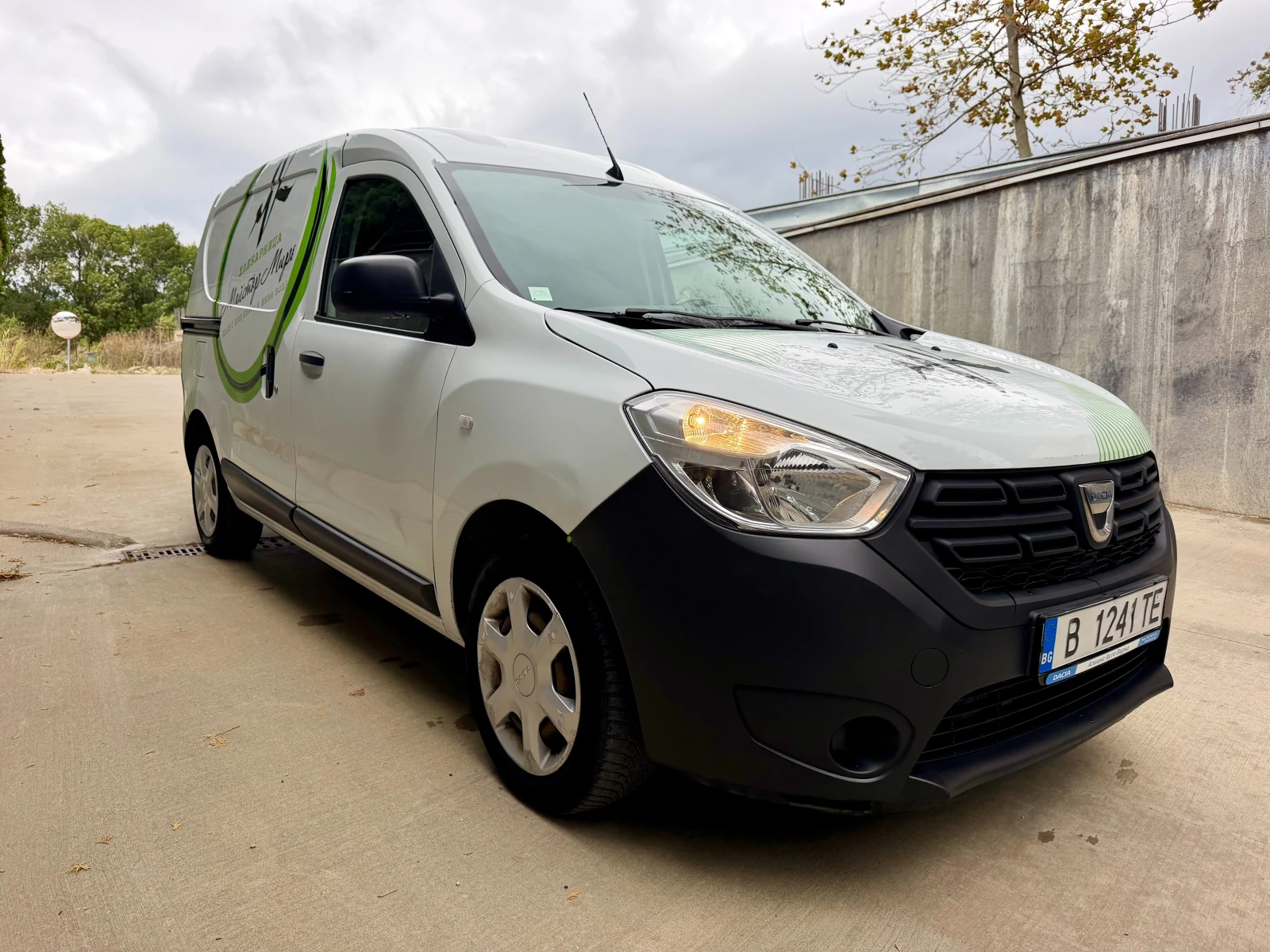 Dacia Dokker, снимка 6 - Автомобили и джипове - 56493794