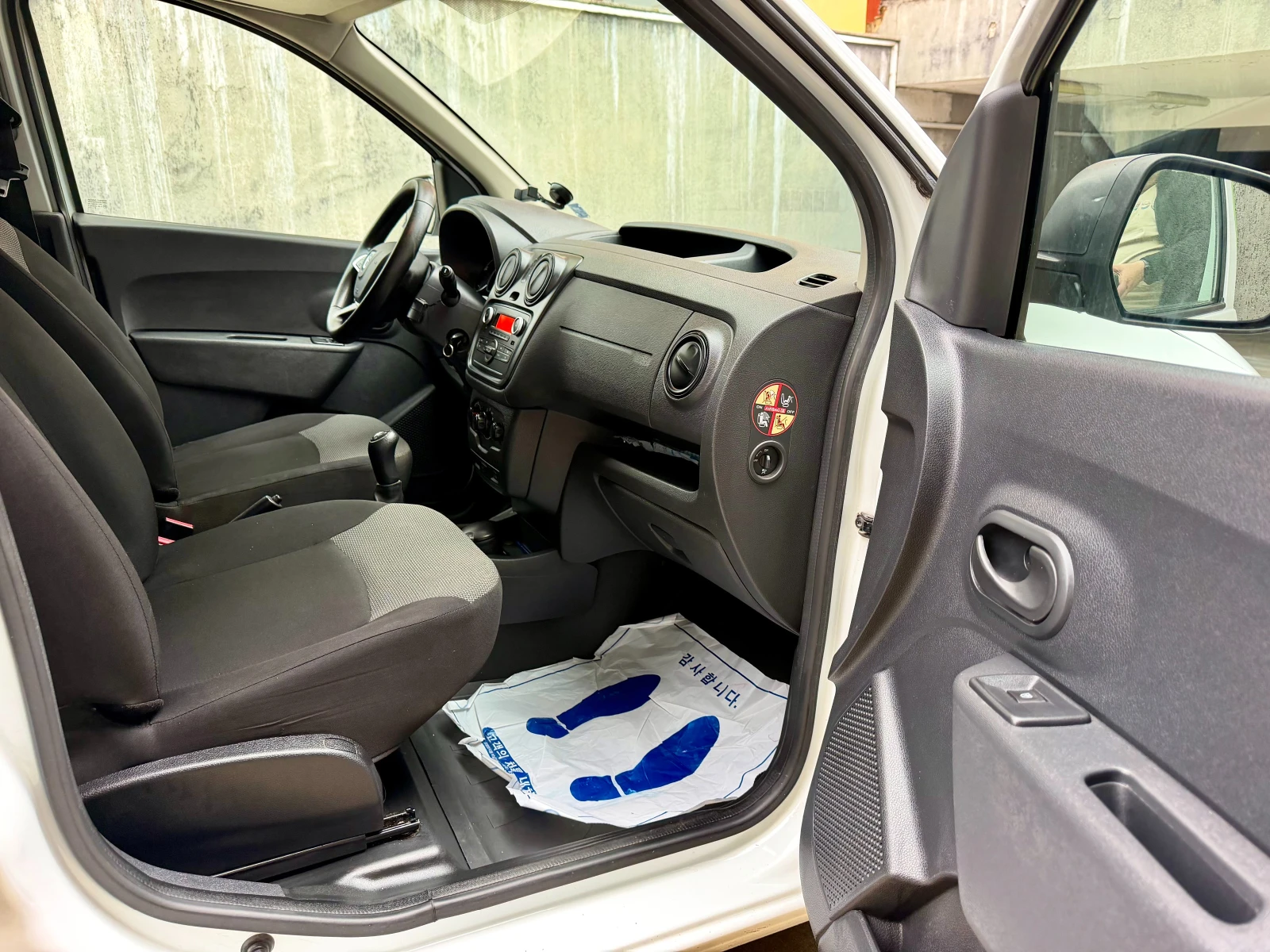 Dacia Dokker, снимка 8 - Автомобили и джипове - 56493794