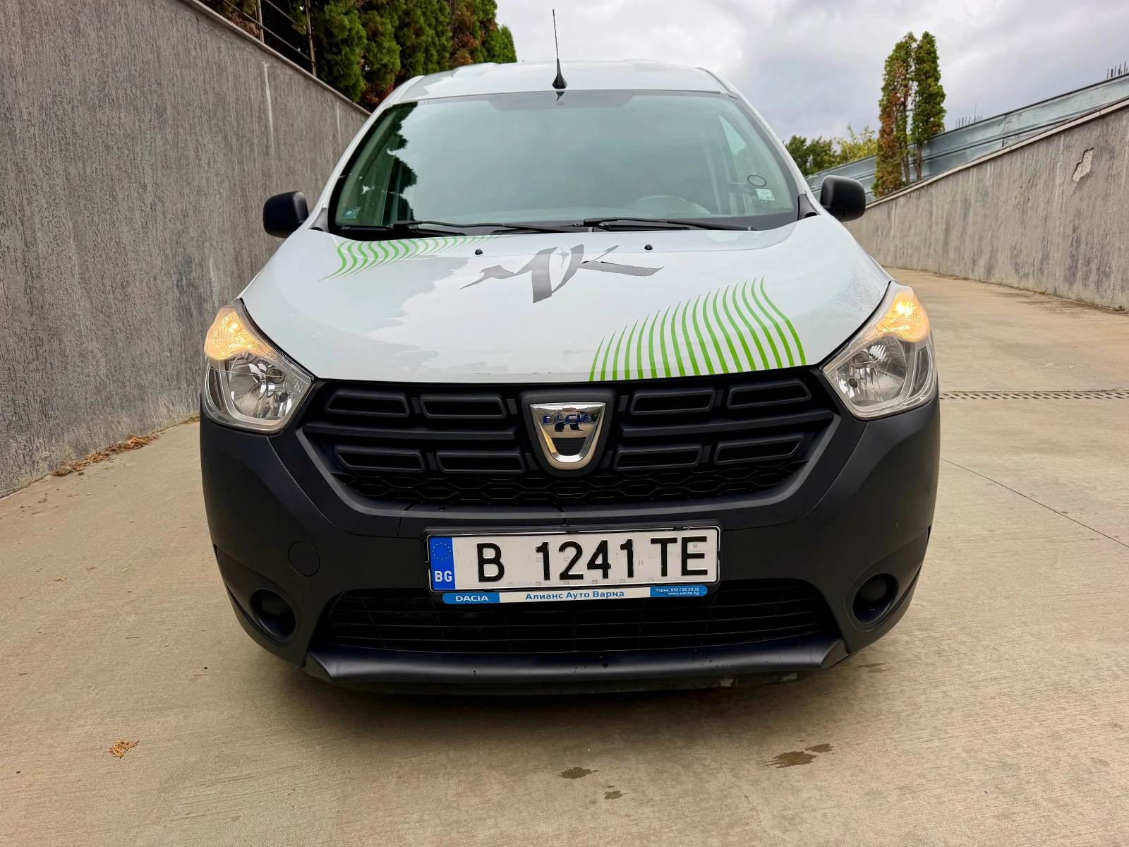 Dacia Dokker, снимка 7 - Автомобили и джипове - 56493794