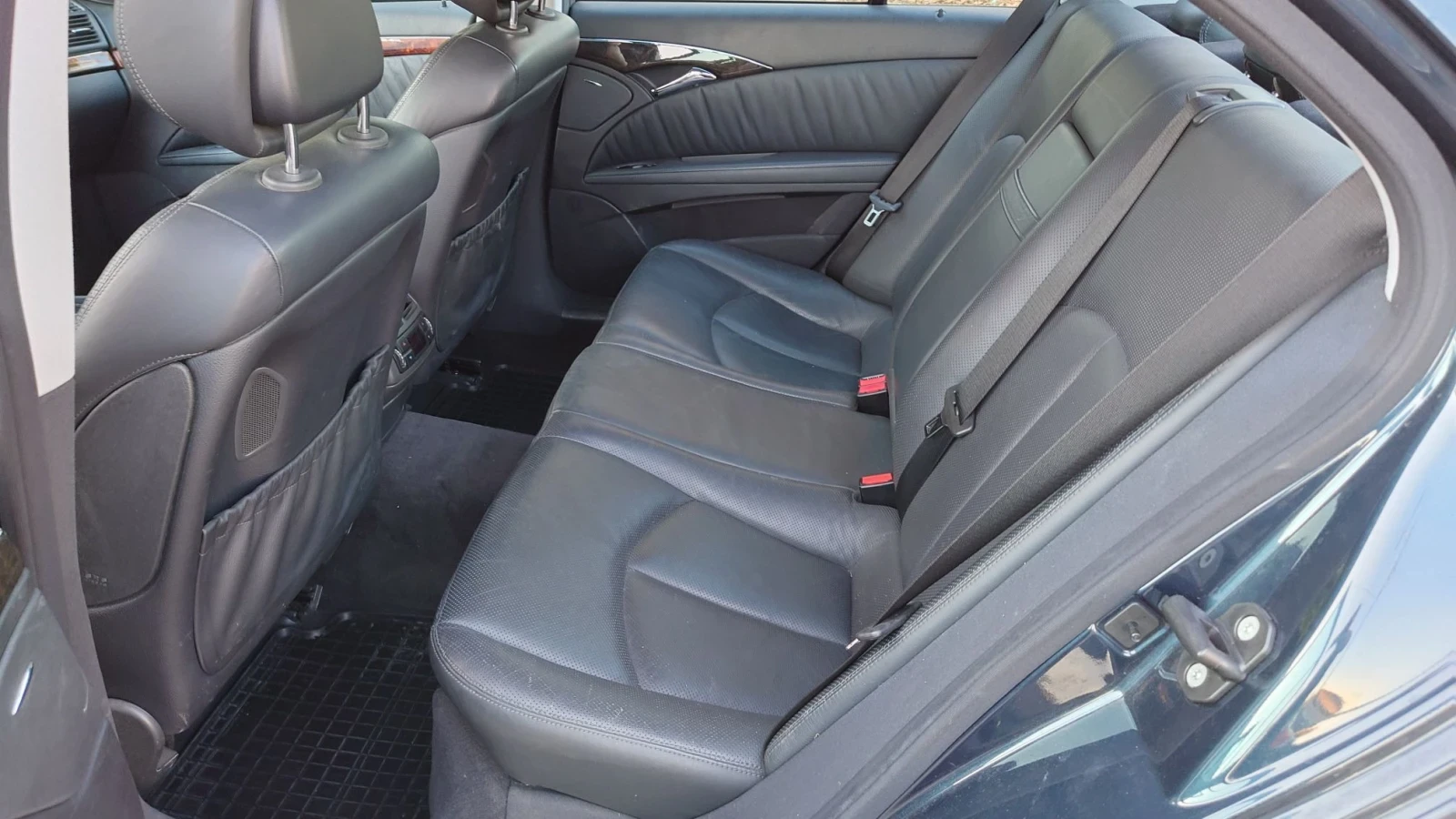 Mercedes-Benz E 350, снимка 10 - Автомобили и джипове - 56638551