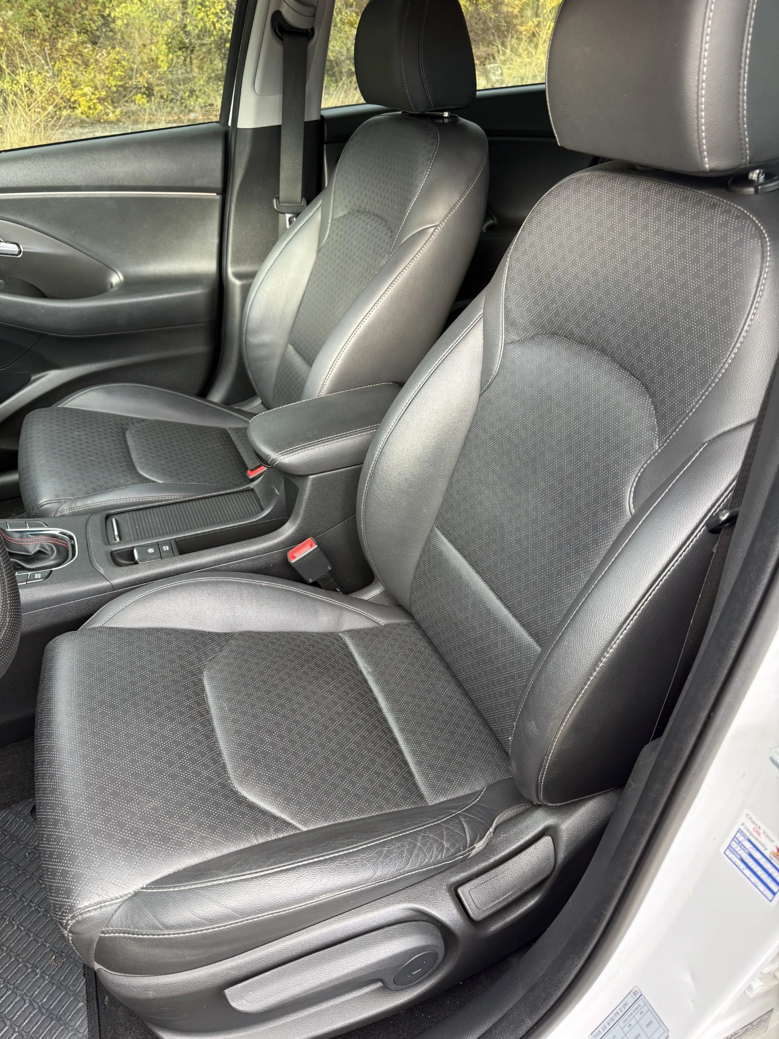 Hyundai I30 1.4 T-GDi, снимка 10 - Автомобили и джипове - 56651735