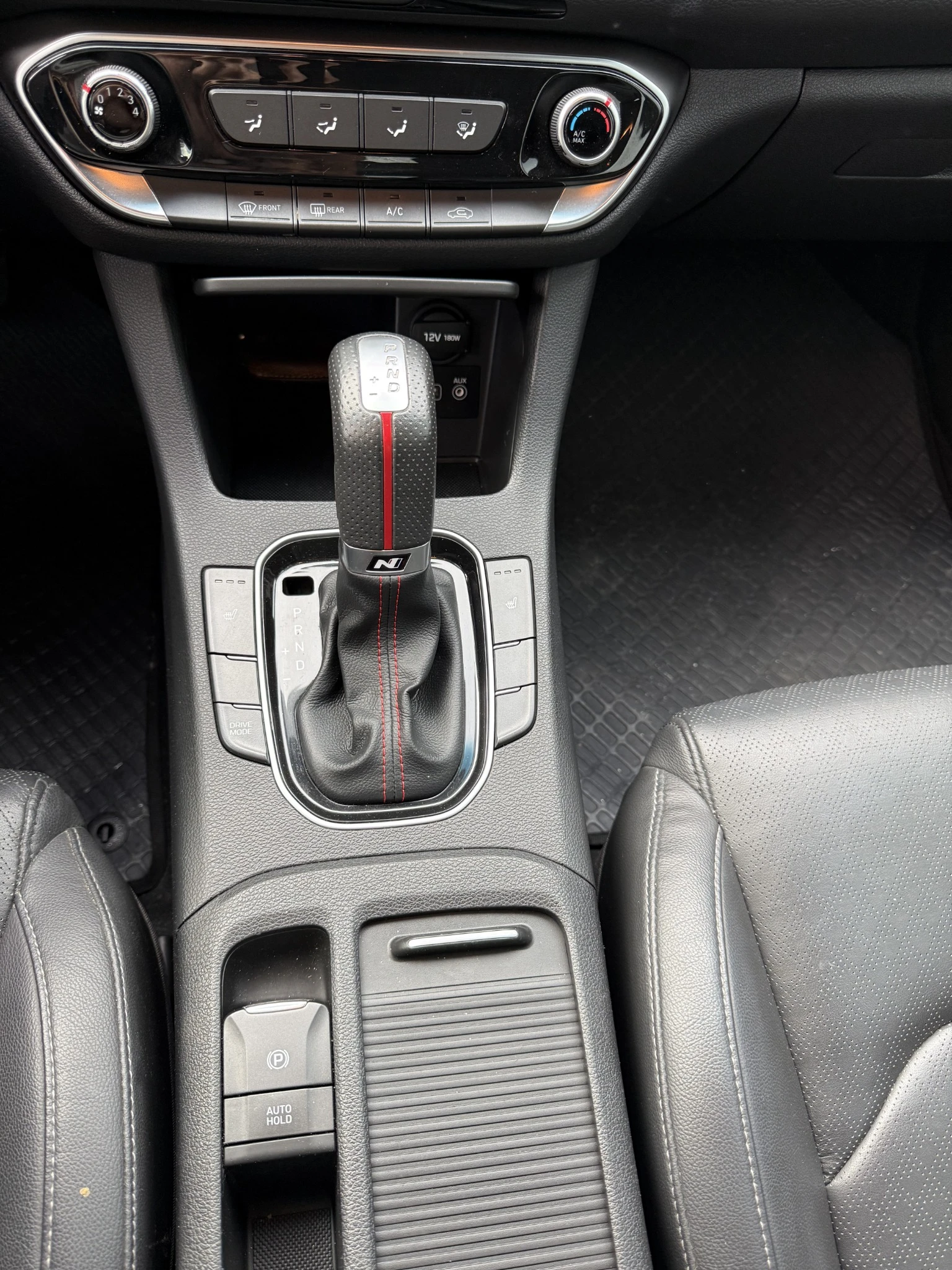 Hyundai I30 1.4 T-GDi, снимка 14 - Автомобили и джипове - 56651735