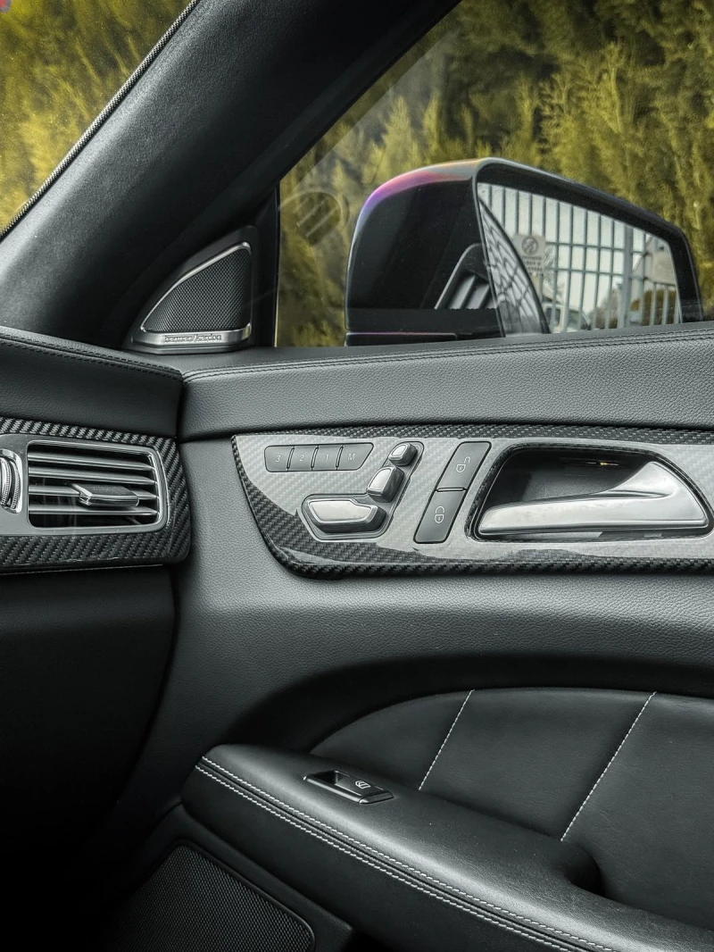 Mercedes-Benz CLS 63 AMG S  4matic BITURBO  реален пробег!, снимка 10 - Автомобили и джипове - 51500212