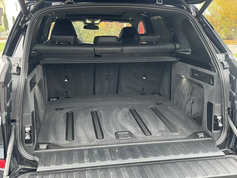 BMW X5 M60i/530HP/LASER/MEMO/360/HUD/H&K/584g, снимка 13 - Автомобили и джипове - 52391588