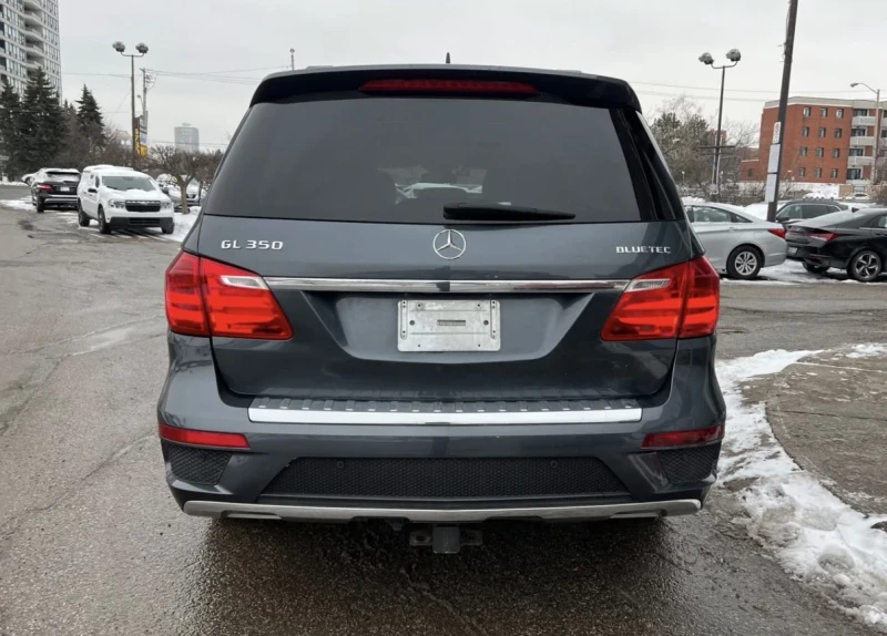 Mercedes-Benz GL 350 AMG ПАКЕТ * ЧЕРЕН САЛОН * СЕРВИЗНА ИСТОРИЯ * , снимка 6 - Автомобили и джипове - 53571041