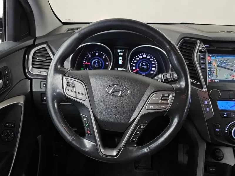Hyundai Santa fe 2.0 4WD, снимка 13 - Автомобили и джипове - 54872055