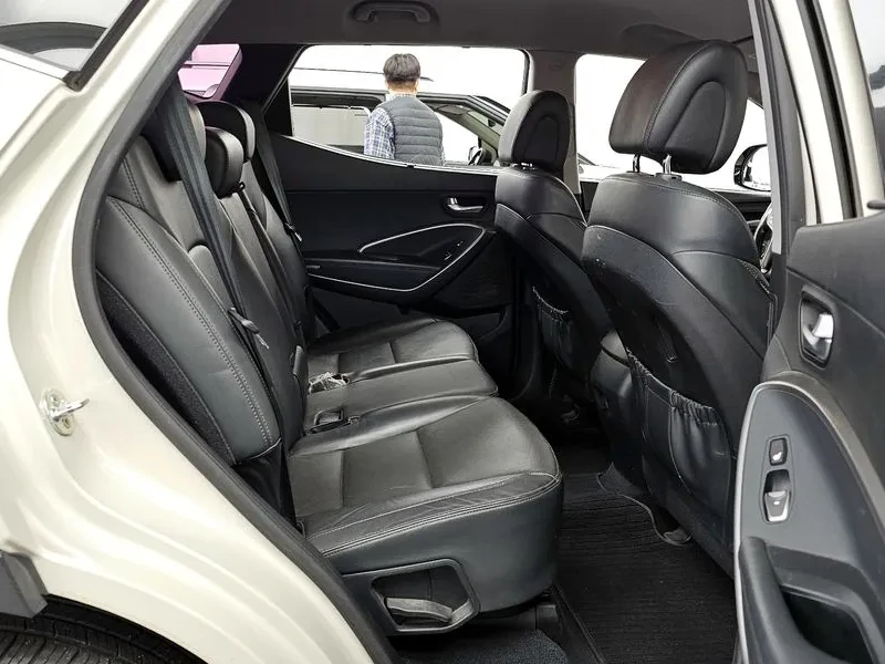 Hyundai Santa fe 2.0 4WD, снимка 12 - Автомобили и джипове - 54872055