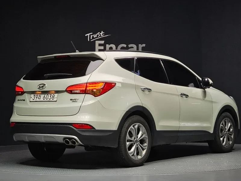Hyundai Santa fe 2.0 4WD, снимка 2 - Автомобили и джипове - 54872055