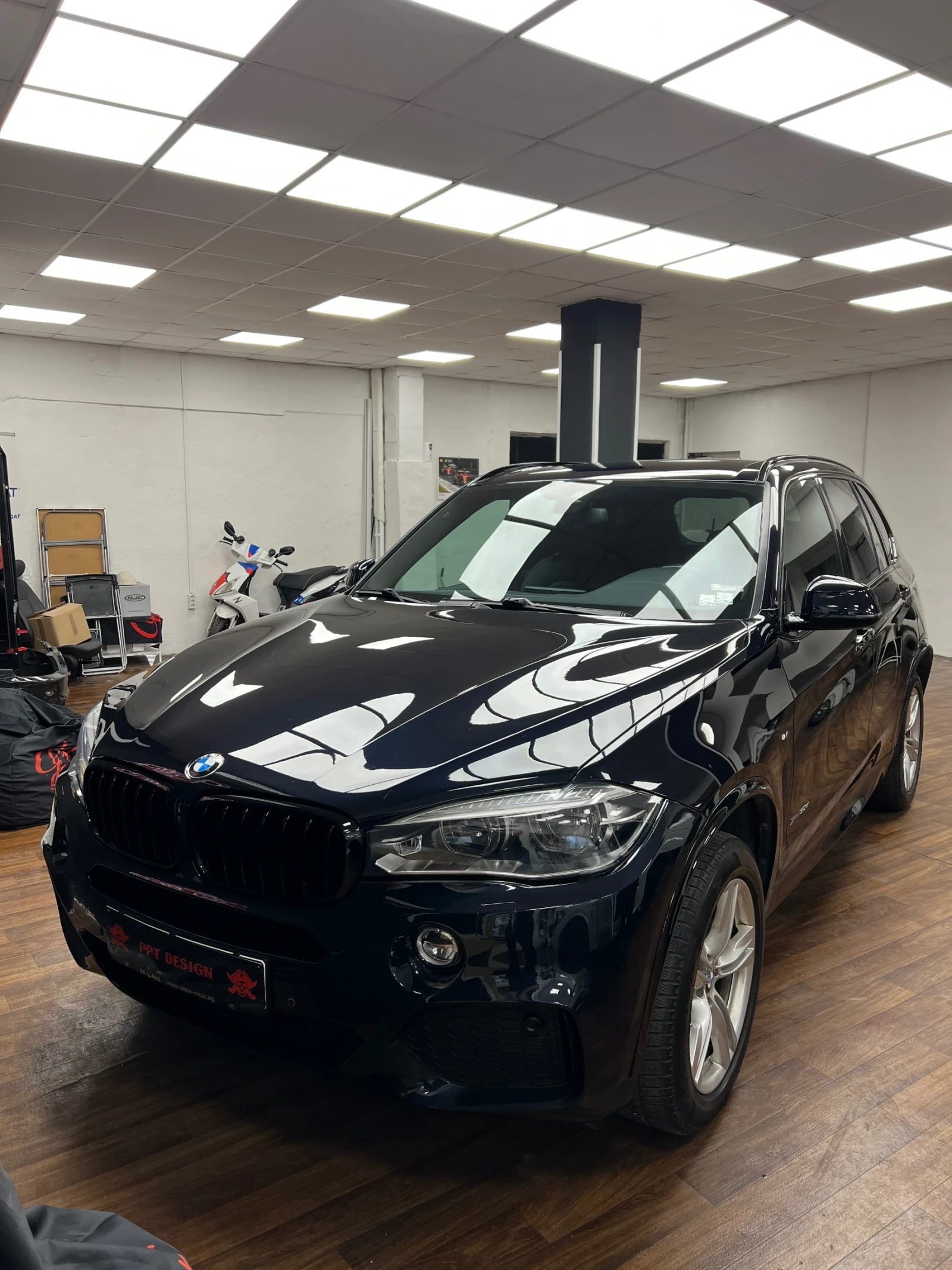 BMW X5 3.0D, М ПАКЕТ, ВАКУМ, ОБДУХВАНЕ, СЕРВИЗНА ИСТОРИЯ - изображение 2