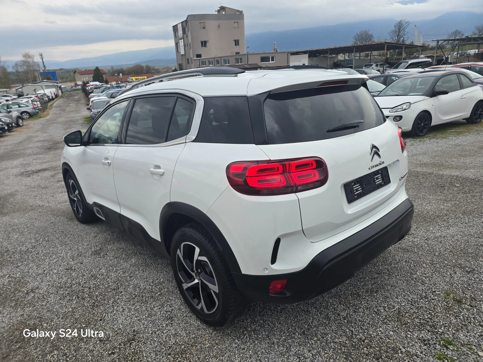 Citroen C5 Aircross 1.5HDI-131k.c-FACE-NAVI - изображение 7