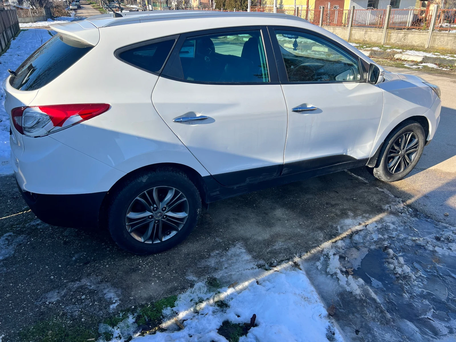 Hyundai IX35 1.7 CRDI facelift нов внос  - изображение 4