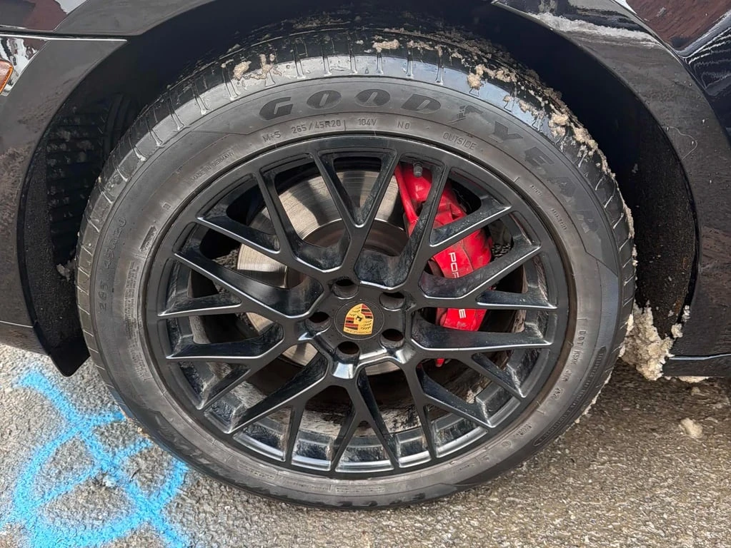 Porsche Macan GTS  CARFAX - изображение 7