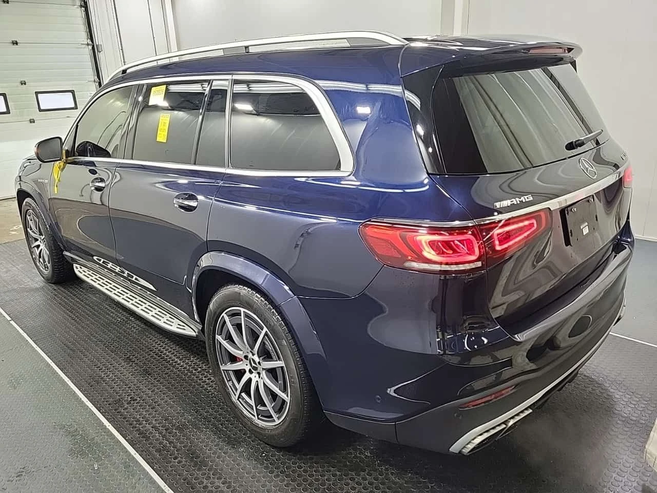 Mercedes-Benz GLS 63 AMG | МАСАЖ  | HEAD-UP | 360 | DISTRONIC | BURMESTER, снимка 4 - Автомобили и джипове - 53954748