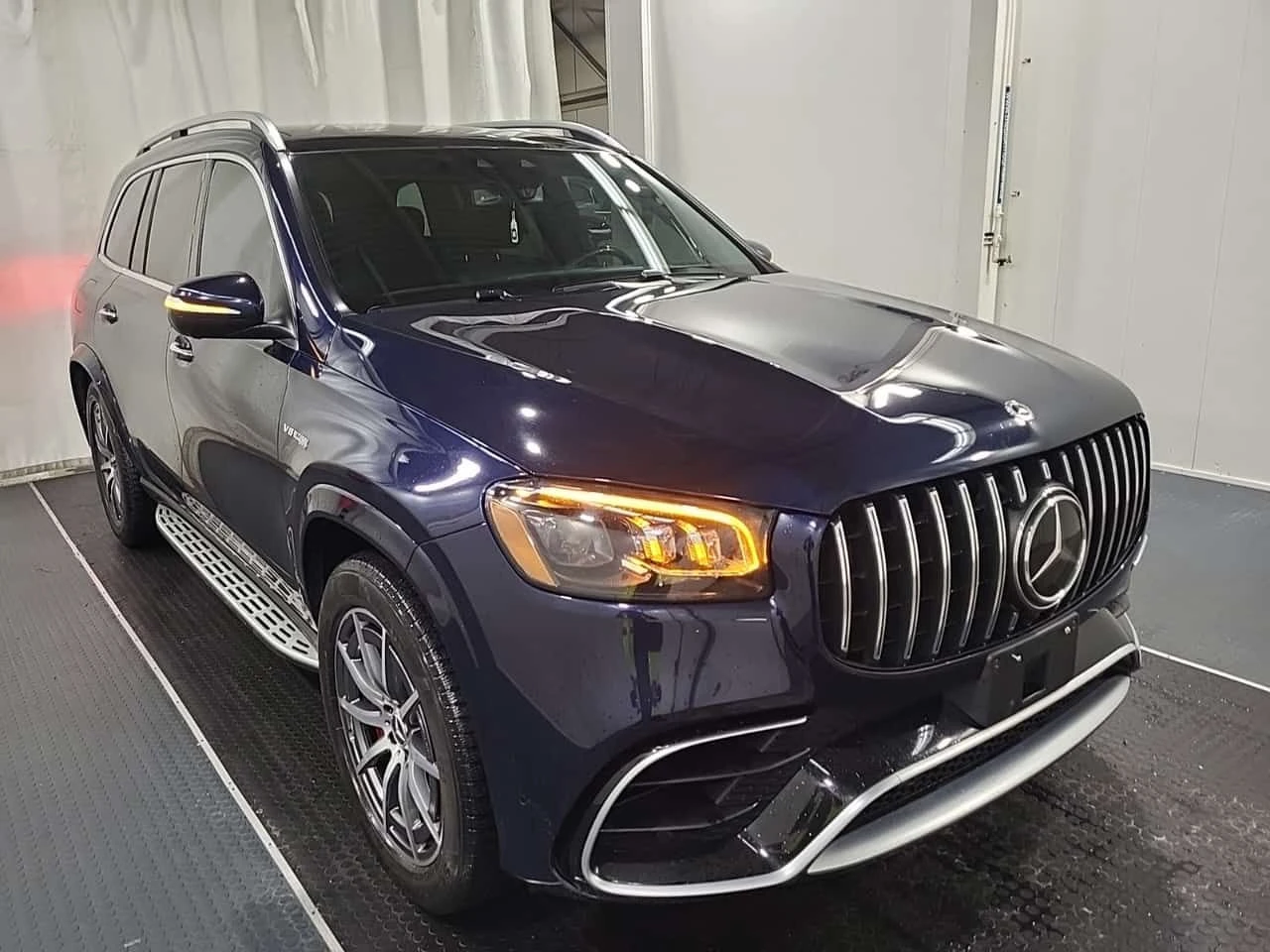 Mercedes-Benz GLS 63 AMG | МАСАЖ  | HEAD-UP | 360 | DISTRONIC | BURMESTER, снимка 2 - Автомобили и джипове - 53954748