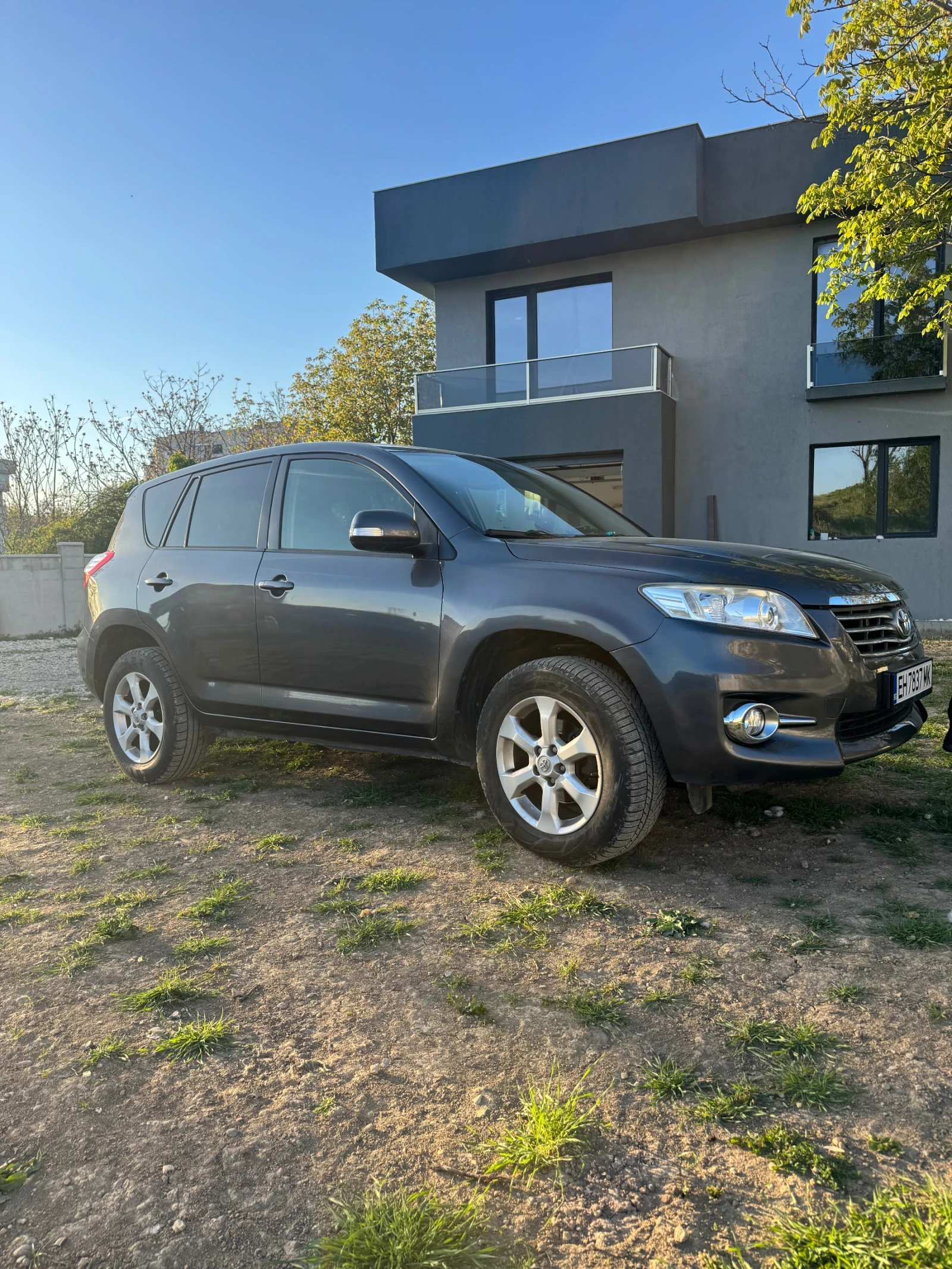 Toyota Rav4 2.2d 150hp Automatic, снимка 2 - Автомобили и джипове - 54314469