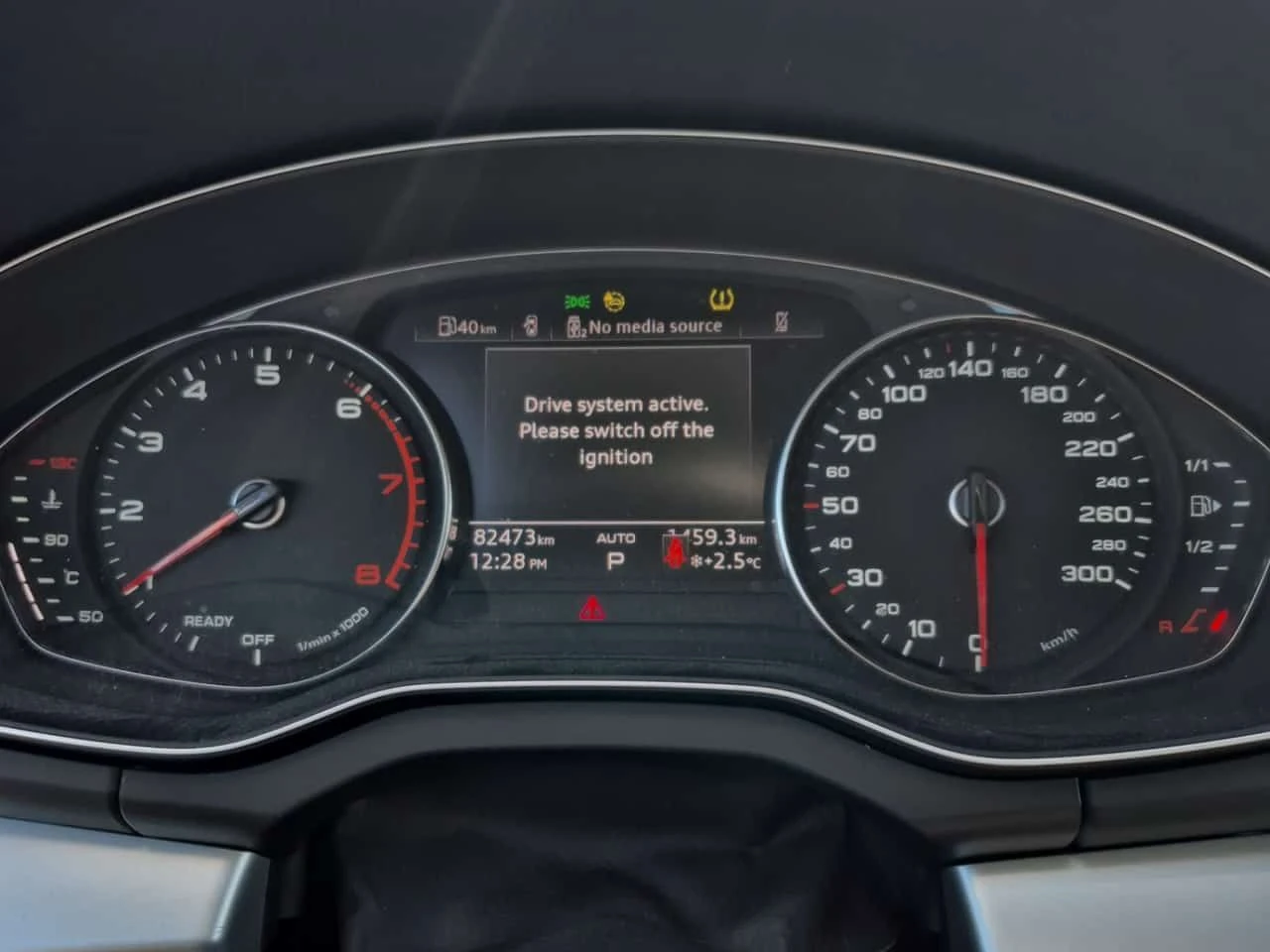 Audi Q5 KOMFORT/CAMERA/ПОДГРЕВИ/DISTRONIC, снимка 9 - Автомобили и джипове - 54378228