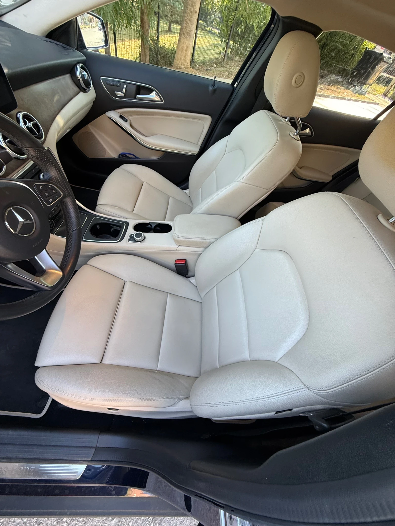Mercedes-Benz GLA 250, снимка 16 - Автомобили и джипове - 55542254