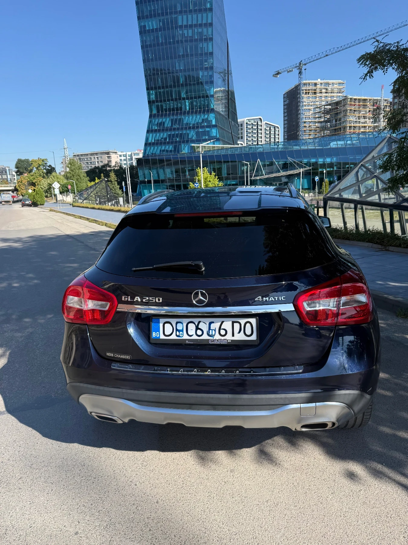 Mercedes-Benz GLA 250, снимка 5 - Автомобили и джипове - 55542254