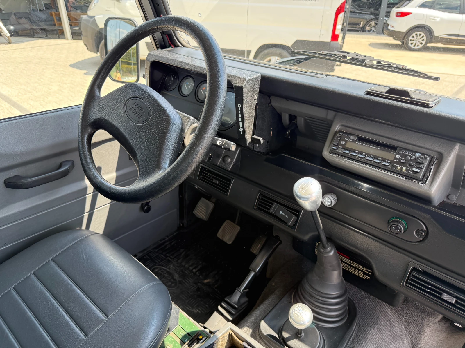 Land Rover Defender 110 TD5 9-местен Климатик Блокажи, снимка 10 - Автомобили и джипове - 55543195
