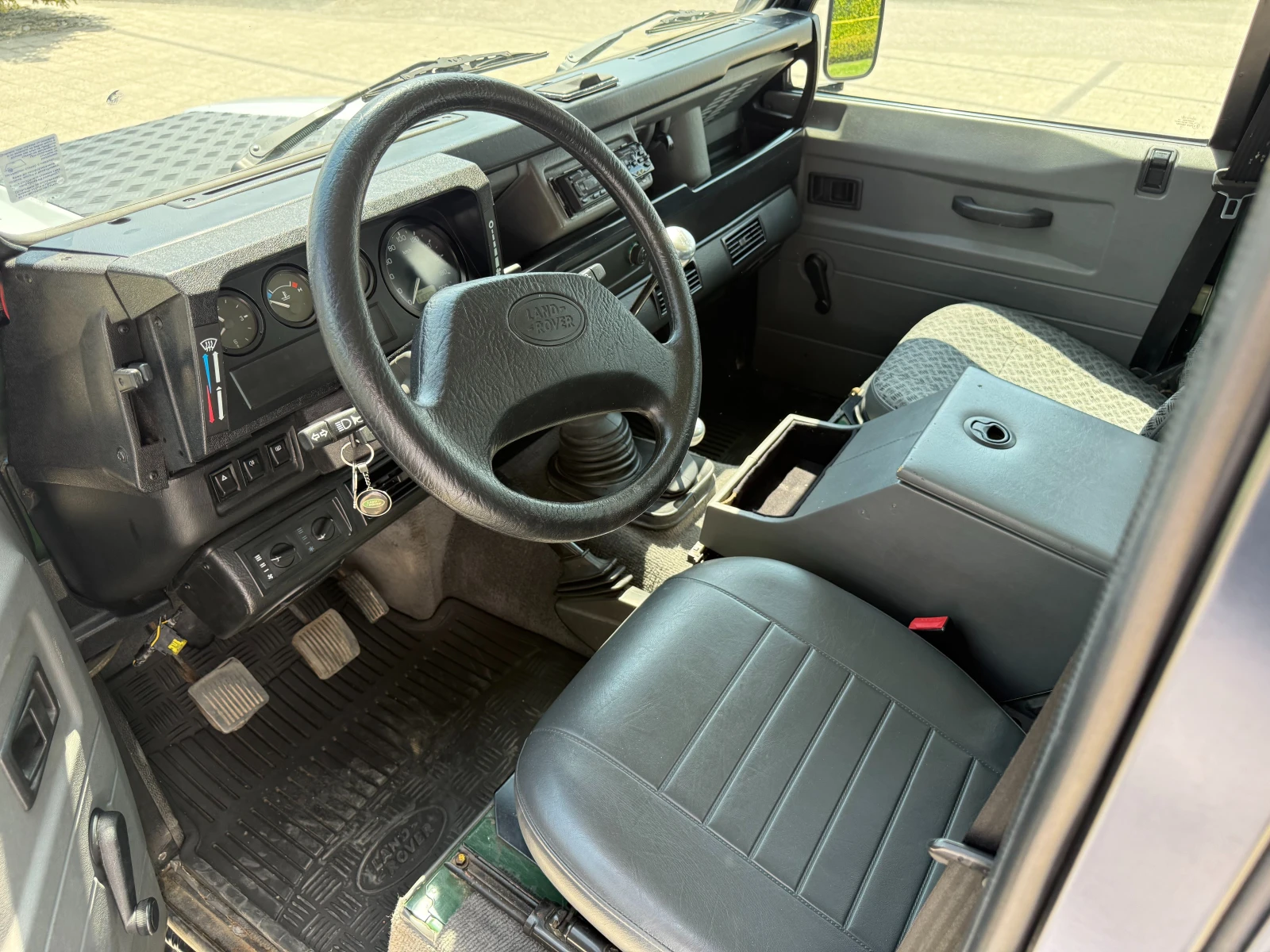 Land Rover Defender 110 TD5 9-местен Климатик Блокажи, снимка 13 - Автомобили и джипове - 55543195