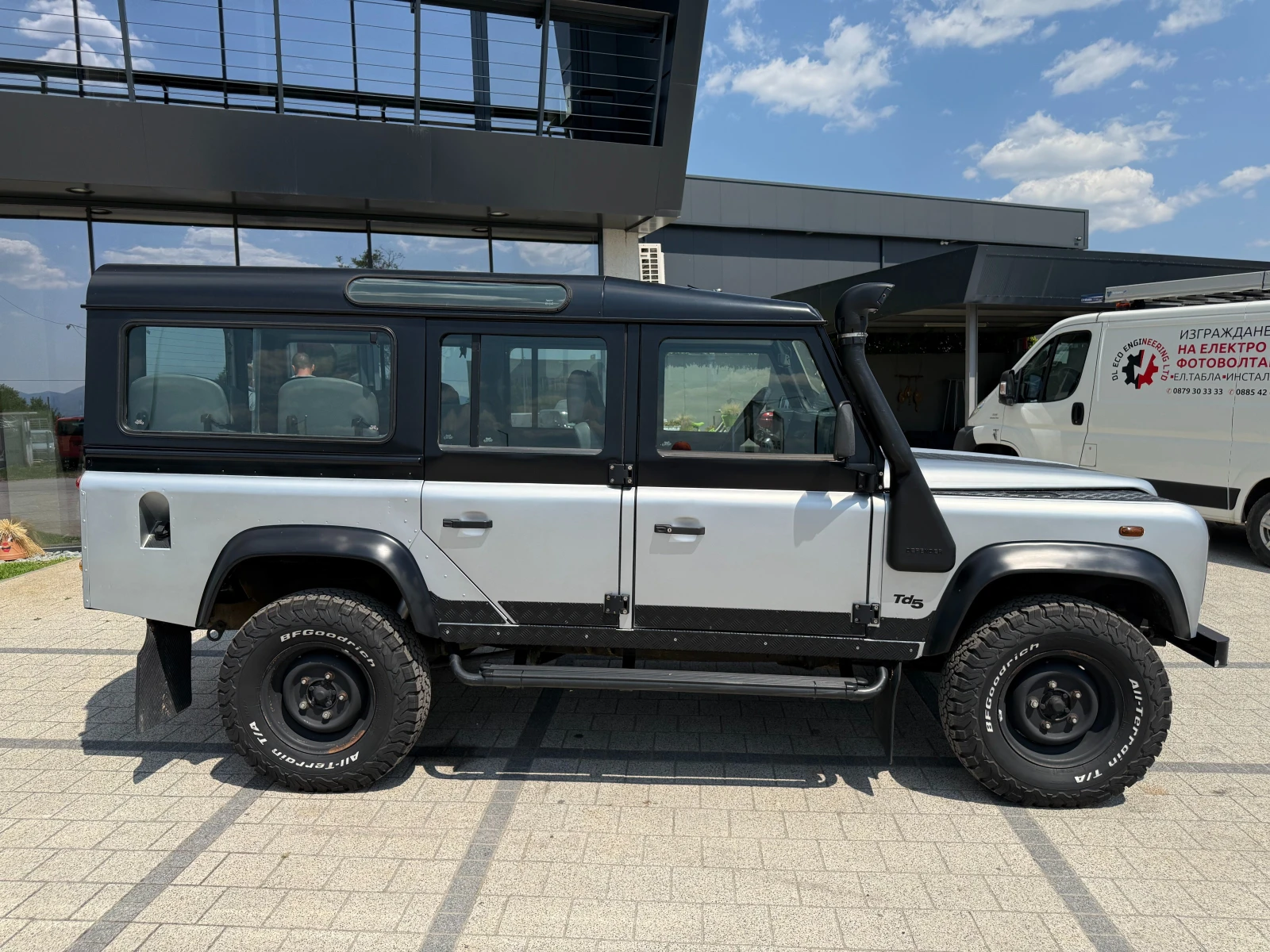 Land Rover Defender 110 TD5 9-местен Климатик Блокажи, снимка 9 - Автомобили и джипове - 55543195