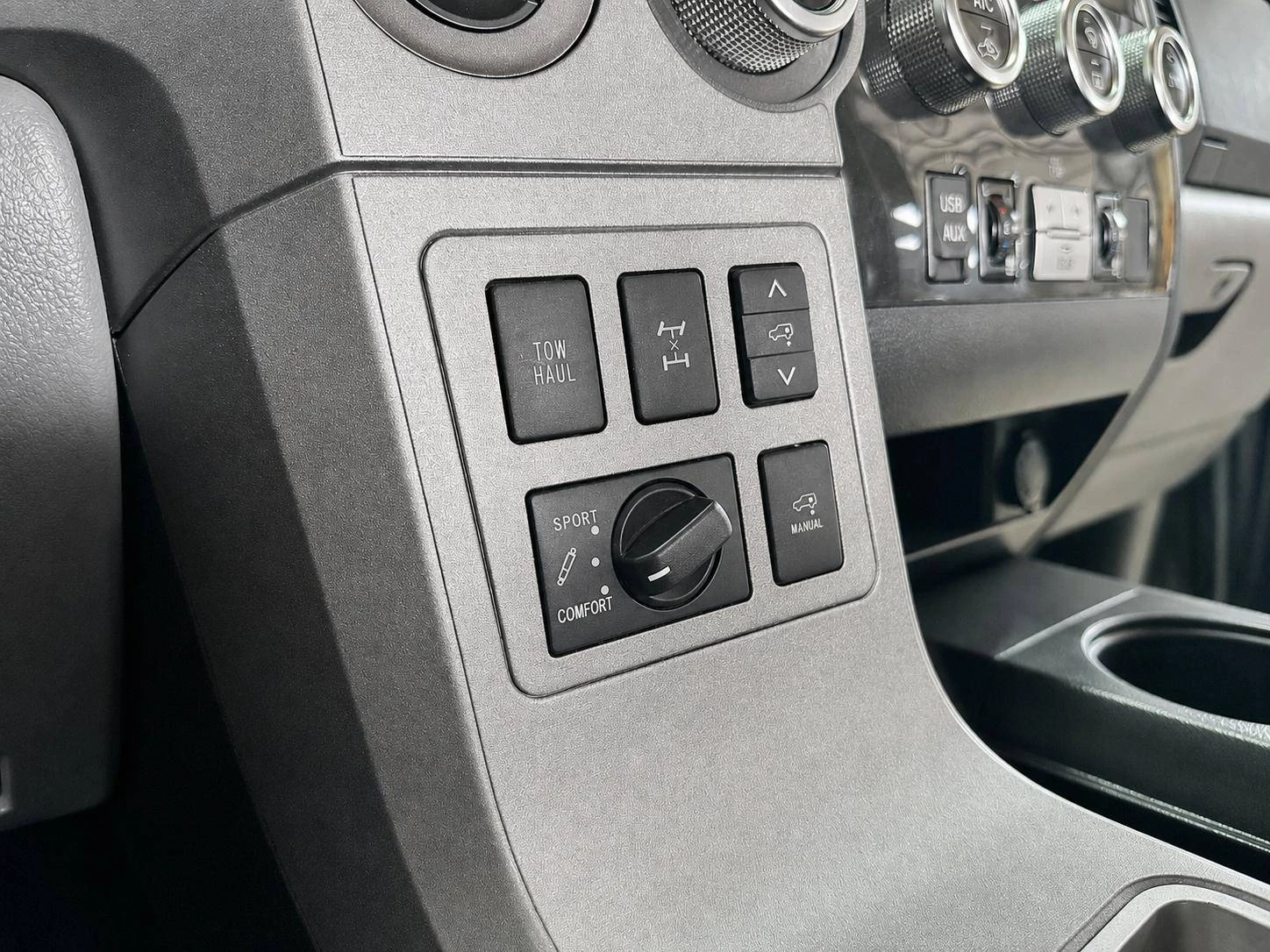Toyota Sequoia, снимка 12 - Автомобили и джипове - 55874168