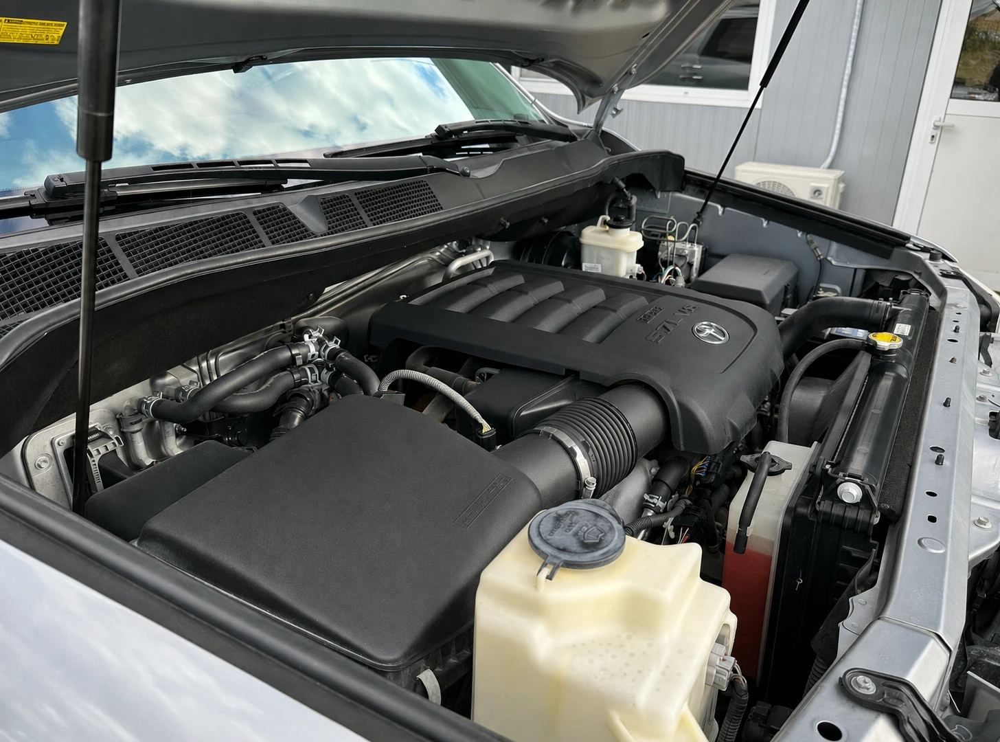 Toyota Sequoia, снимка 16 - Автомобили и джипове - 55874168