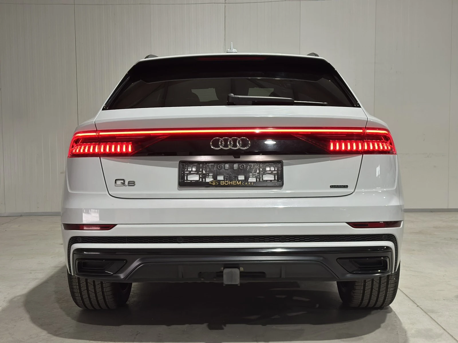 Audi Q8 Technik, снимка 4 - Автомобили и джипове - 56475532