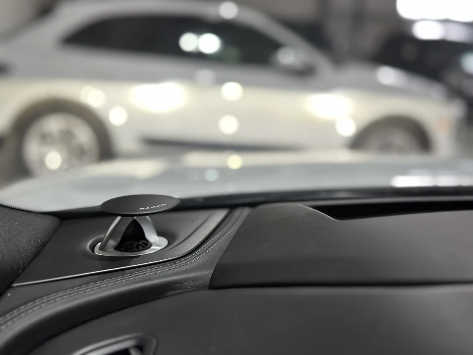 Audi Q8 Technik, снимка 17 - Автомобили и джипове - 56475532