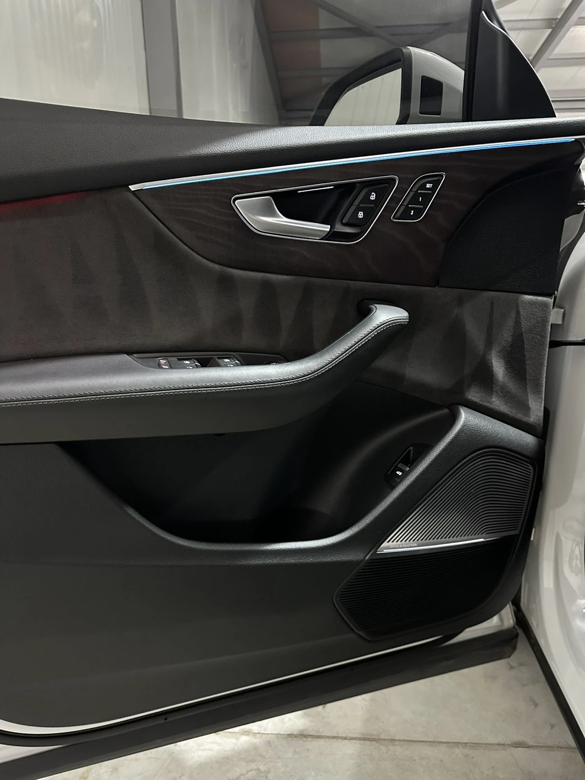 Audi Q8 Technik, снимка 14 - Автомобили и джипове - 56475532