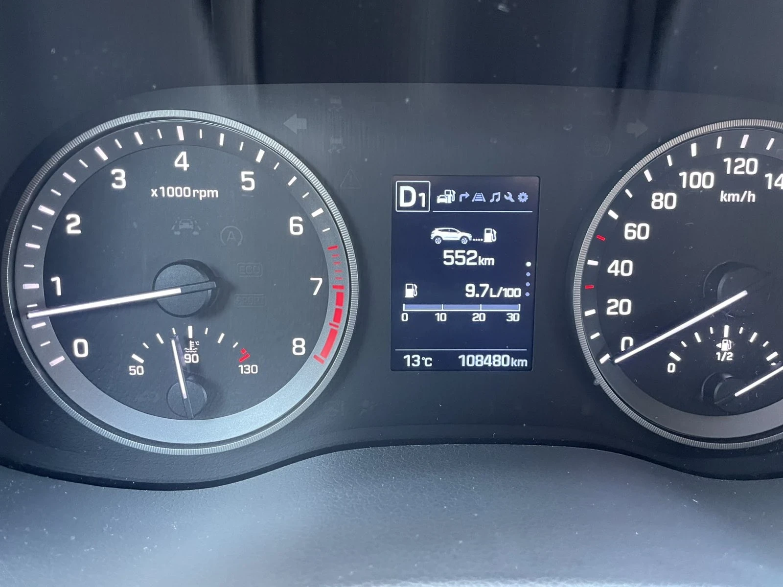 Hyundai Tucson, снимка 13 - Автомобили и джипове - 56555556