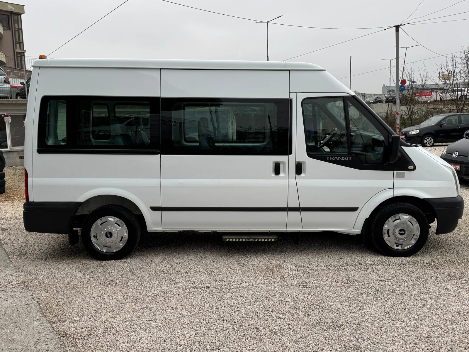 Ford Transit 9 седалки - изображение 3