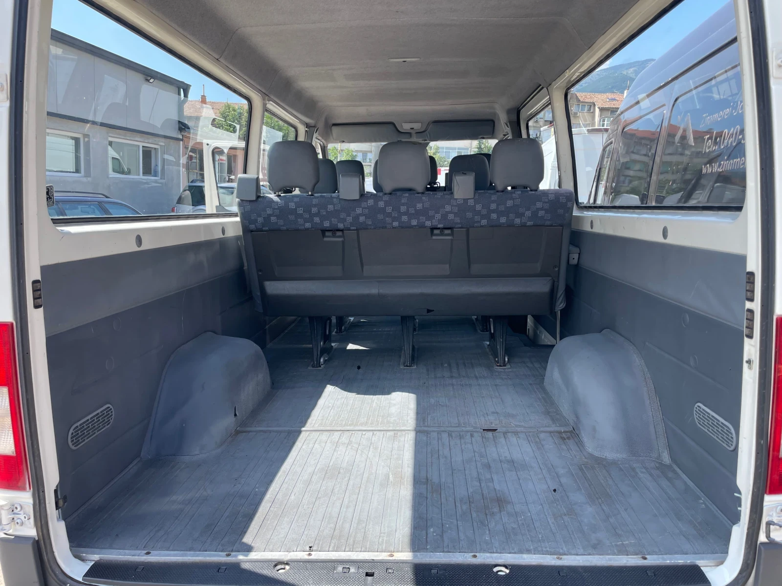 Mercedes-Benz Sprinter 313 CDI//КЛИМАТИК, снимка 14 - Бусове и автобуси - 55112900