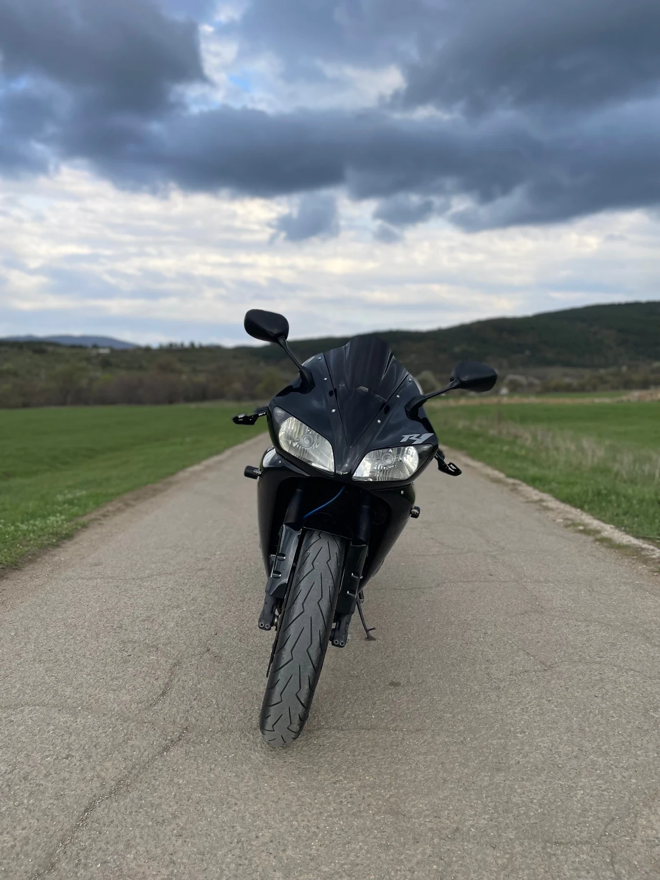 Yamaha YZF-R1  - изображение 2