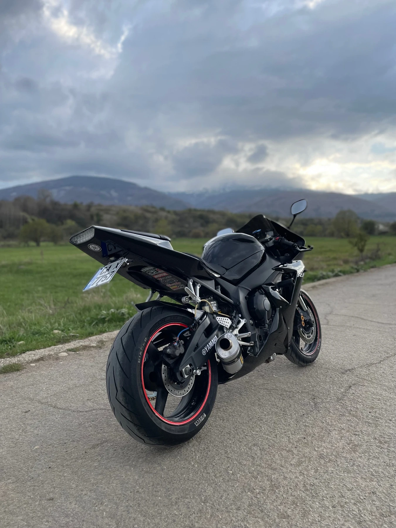 Yamaha YZF-R1  - изображение 7