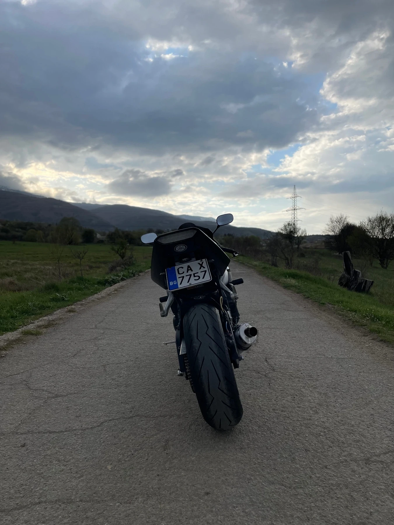 Yamaha YZF-R1  - изображение 6