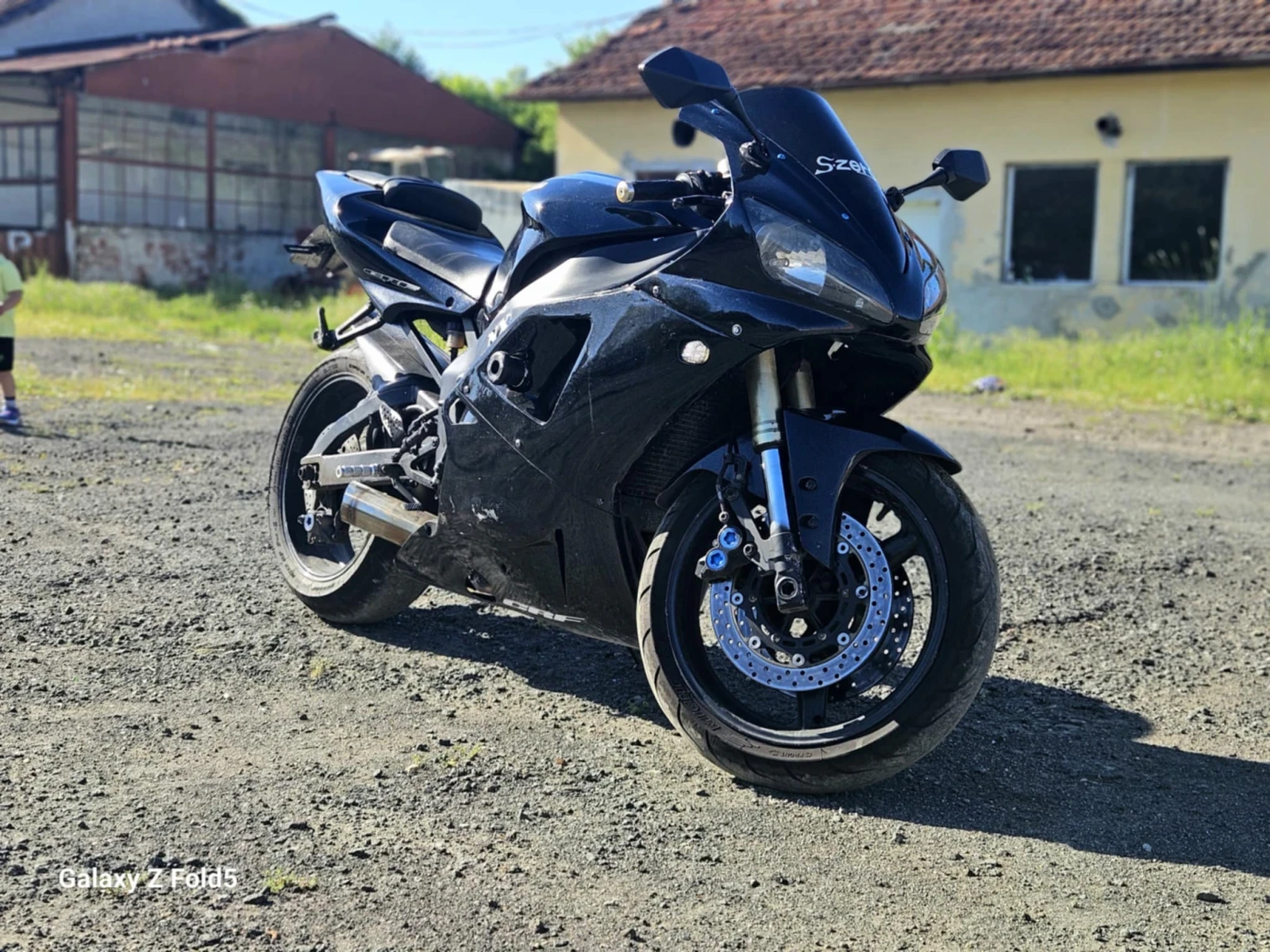 Yamaha YZF-R1 R1 - изображение 2