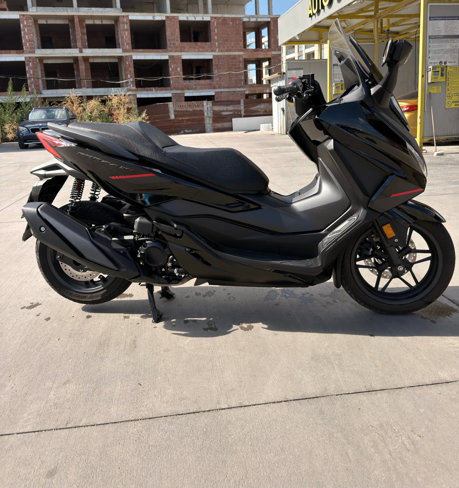 Honda Forza 350, снимка 3 - Мотоциклети и мототехника - 56257387
