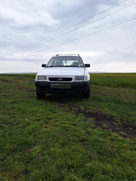 Opel Astra, снимка 1