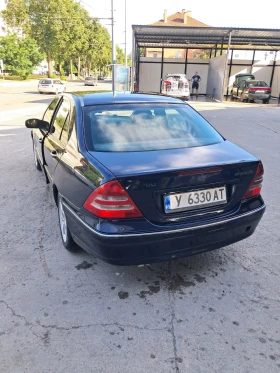 Mercedes-Benz C 200, снимка 3