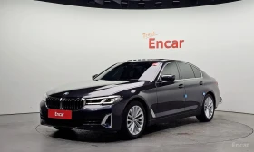 BMW 530 xDrive Luxury| LEATHER| LED| DIGITAL COCKPIT| NAVI, снимка 1