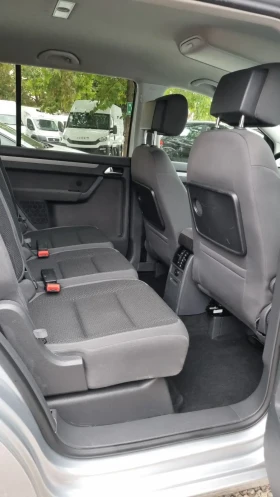 VW Touran 1.6tdi+ NAVI+ KLIMA, снимка 16