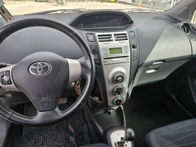 Toyota Yaris 1.3 VVT-i, снимка 9 - Автомобили и джипове - 45359666